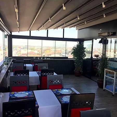Rivada Hotell 3*